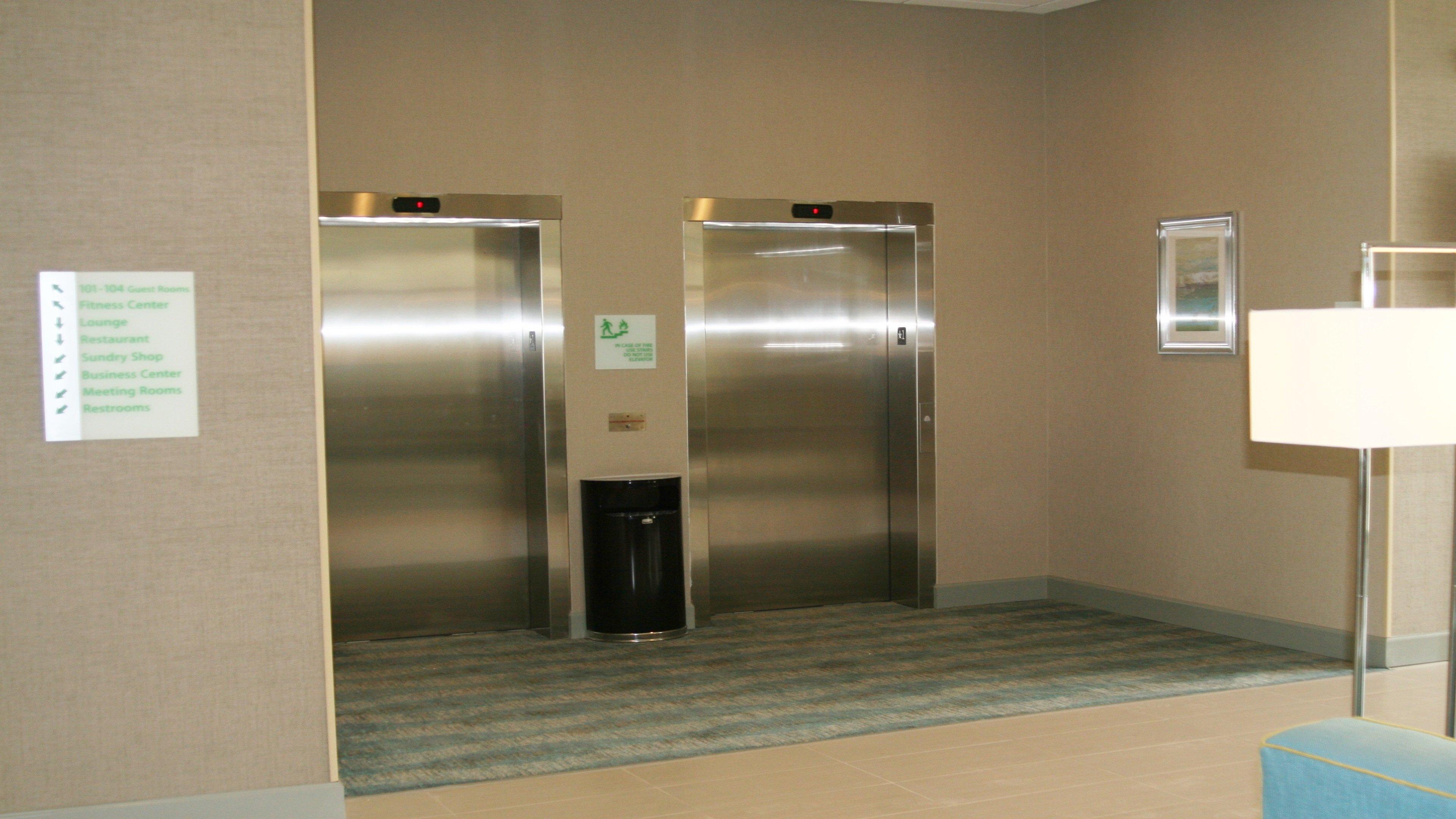Holiday Inn Guin By Ihg Twin Exterior foto